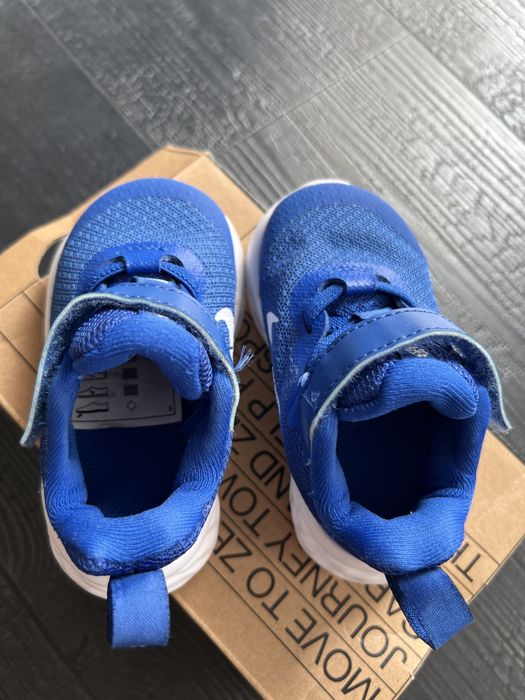 adidasi Nike bebelusi,marime 19.5