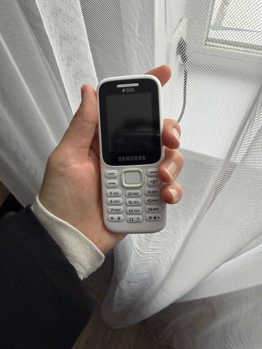 Samsung Duos Nokia 105