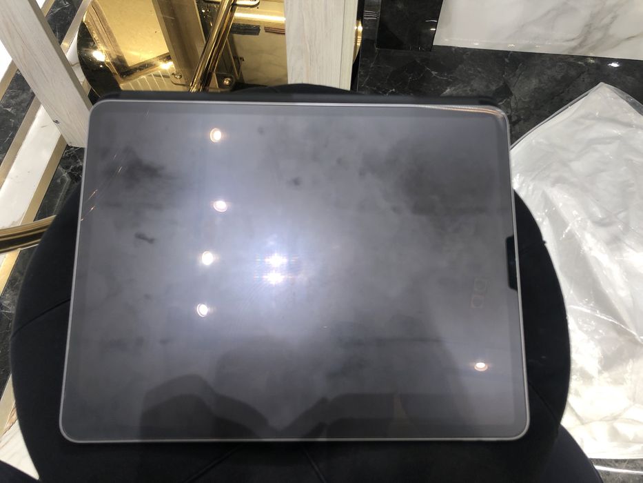 Ipad 12.9 M2 (6 generation)