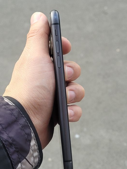 IPhone 11 64gb 75% ёмкость