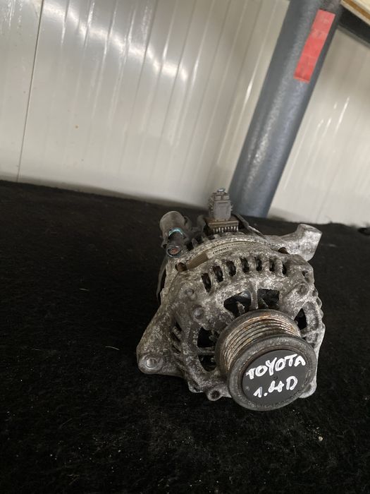 Alternator 1.4 D Toyota Auris 27060-ON100