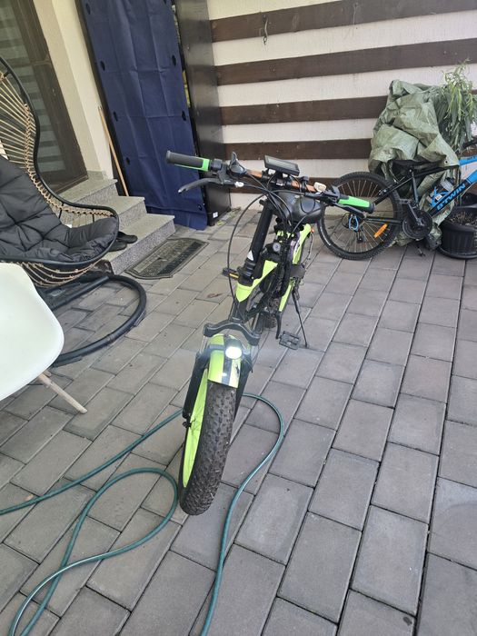 Bicicleta electrica pliabila hyper  bf205