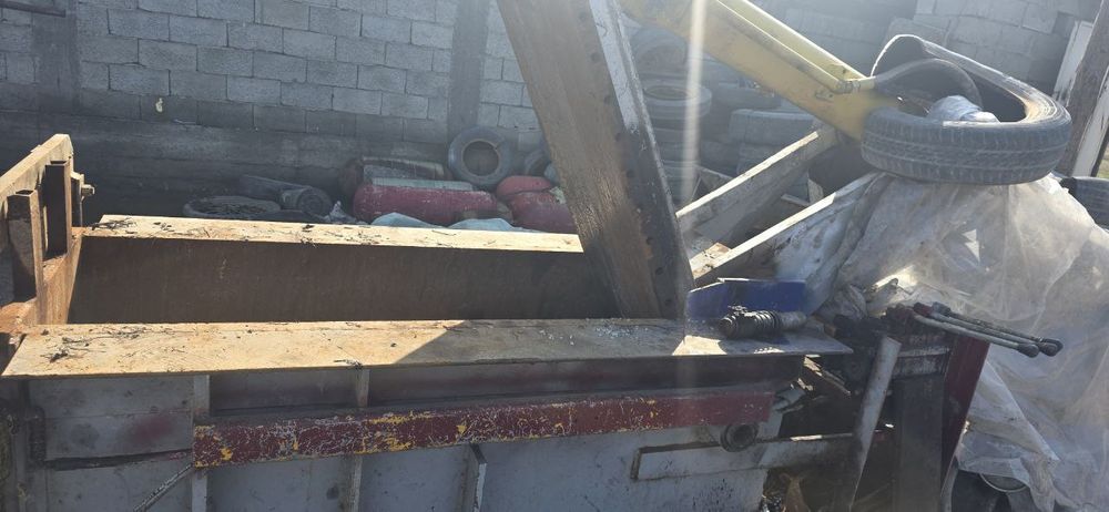 Tunika press aparat sotiladi