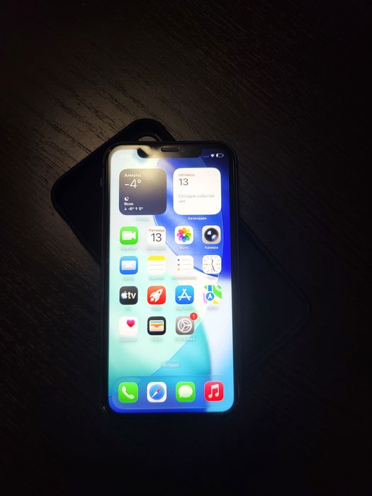 Айфон 11 128 гб .