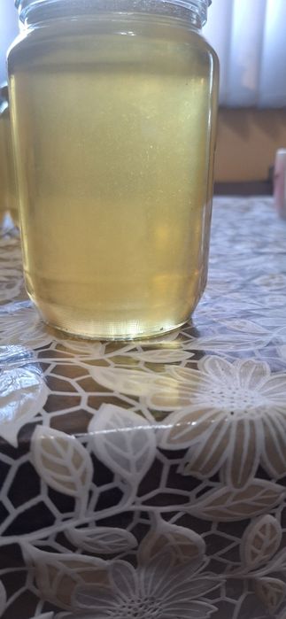 Пчелен мед от акация