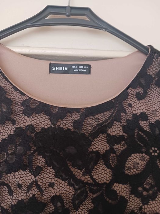 НОВА Черна официална рокля