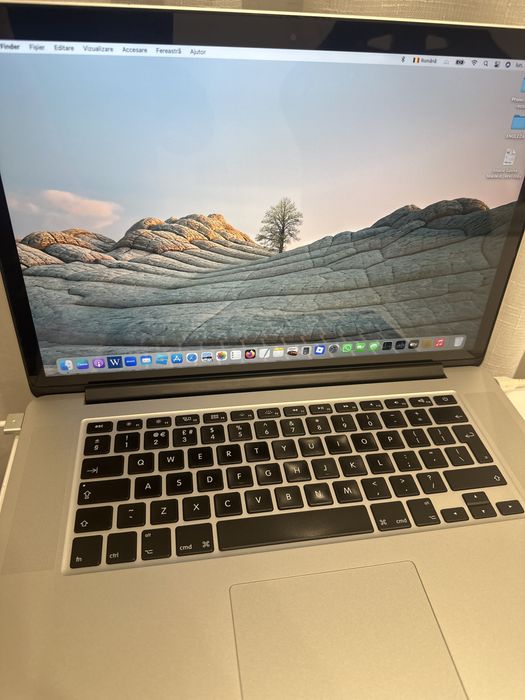 Iphone 14 pro, Macbook 2014 17”