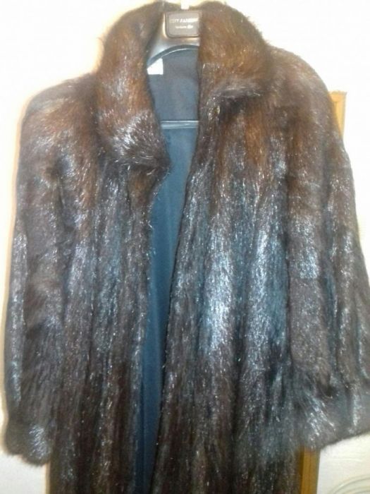Haina blana naturala de vizon