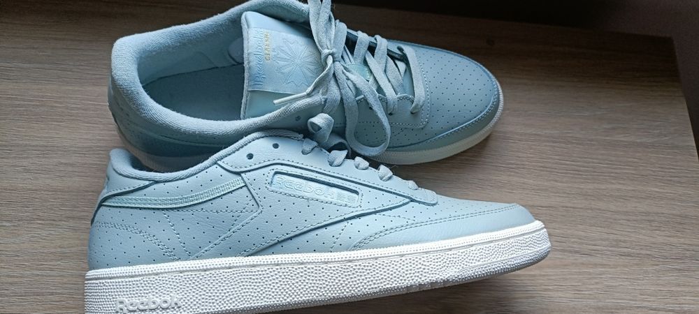 Обувки Reebok размер 39