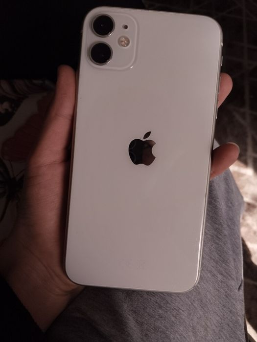Iphone 11 в белом цвете