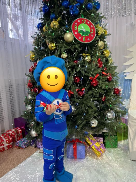 Продам детский карнавальный костюм Фиксик