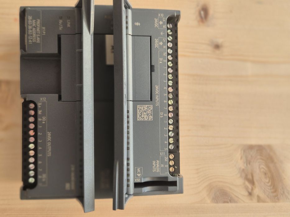 PLC siemens S7-1214C DC/DC/DC