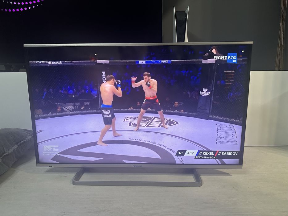 Телевизор Panasonic TX-40AS640E