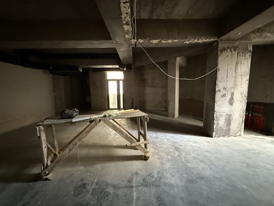 Продажа помещения 143м2 Паркентский вдоль дороги Цоколь отдельный вход