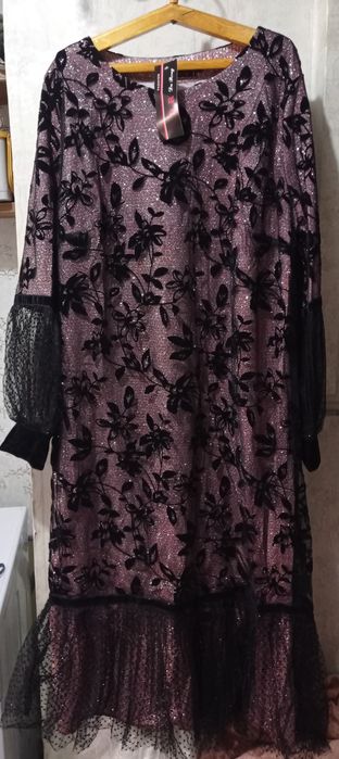 Женское платье новое