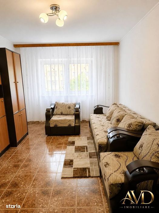 Apartament 3 camere decomandat de închiriat | Tractorul – zona Cerna