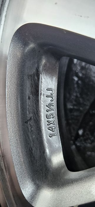 4/100/14 toyota yaris corrola Резервна джанта с гума за тойота ярис