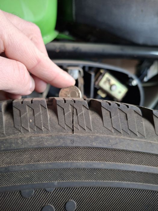 Бусови зимни гуми с джанти