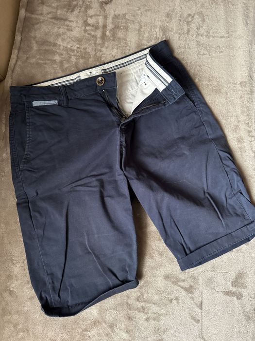 Къси панталони различни цветове