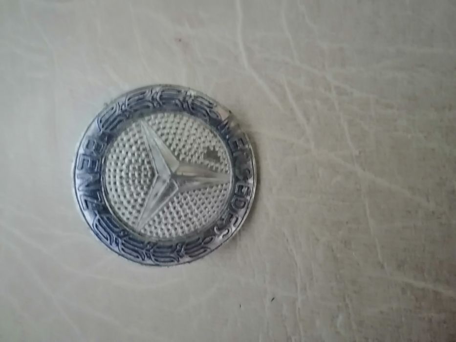 Значок от Мерседеса