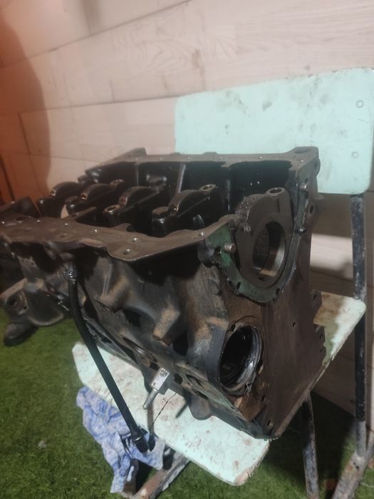 Продаю блок на фолсфаген