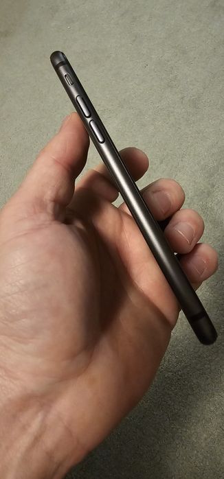 Iphone 8 6 97% baterie, 169 cicluri