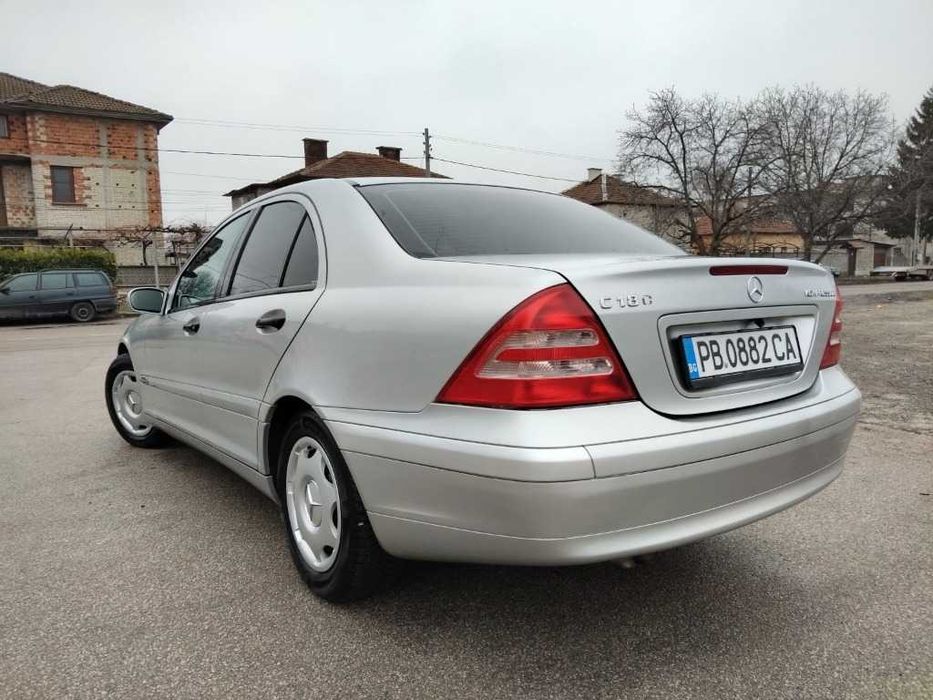 Mercedes Benz C180