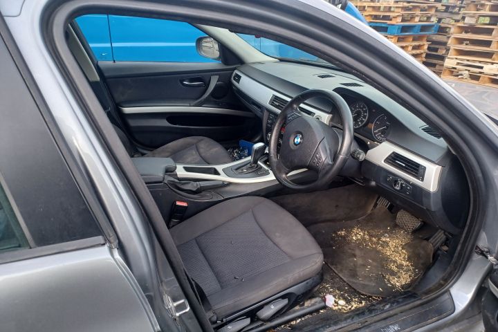 Dezmembrez BMW Seria 3 E91