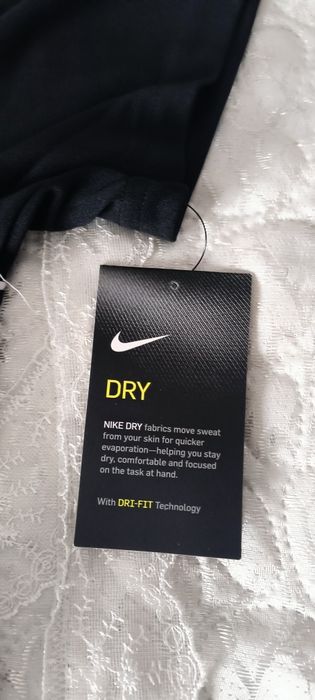 Нова мъжка тениска  NIKE ( L / XL )