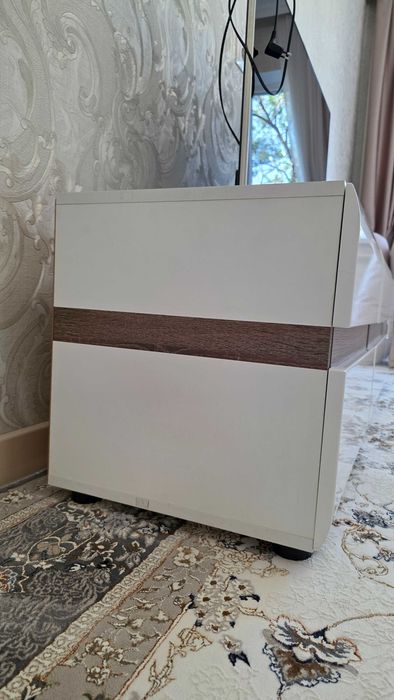 Подставка под телевизор