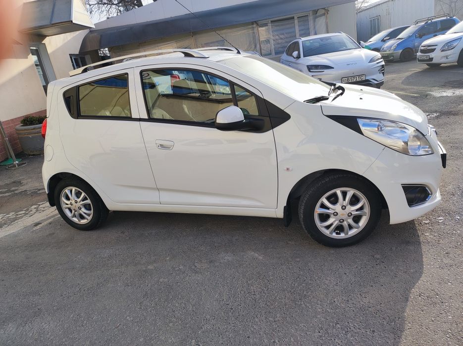 Арендага спарк 2022 й автомат