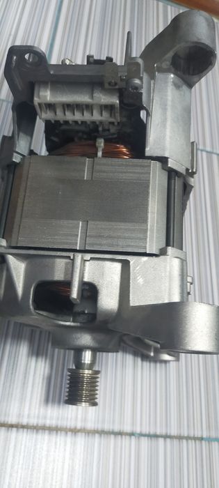 От стиральной машины BOSCH