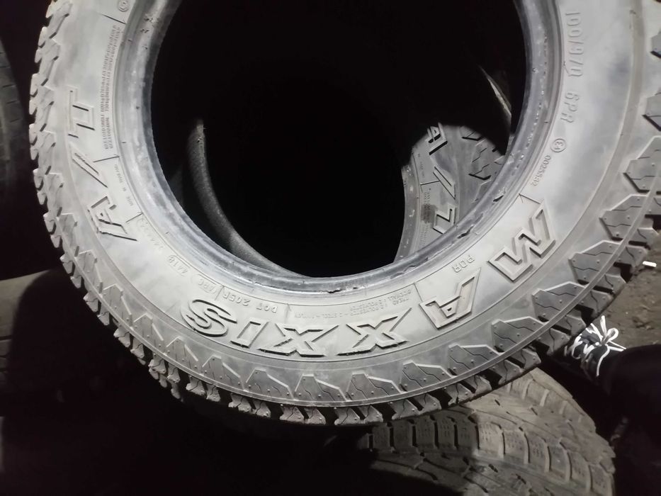 215/70/16 в идеальном состоянии