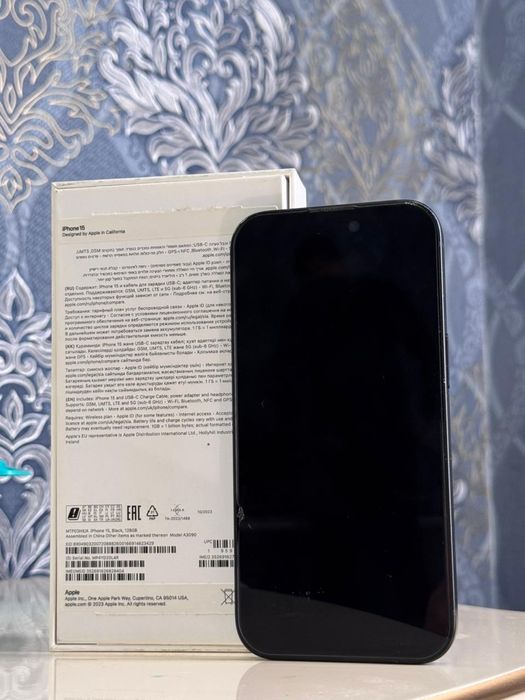 iPhone 15 в хорошем состояний