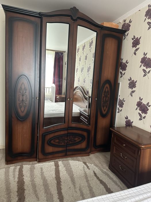 Спальный гарнитур. Торг.