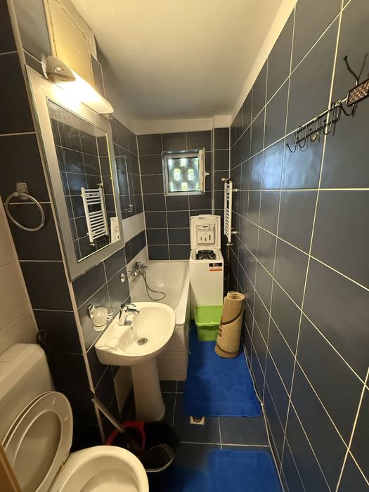 Inchiriez apartament cu 3 camere, proprietar, zona Cetatii - 450euro