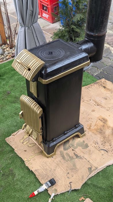 Стара перфектно работеща печка Балкан