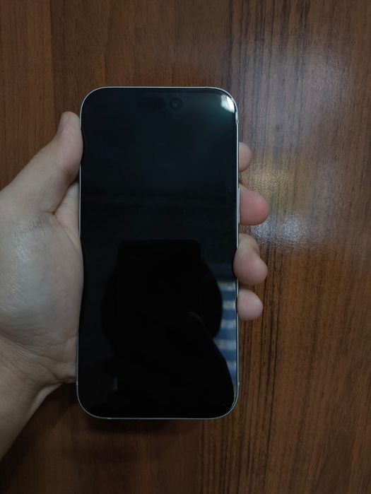 iPhone 15 pro 256gb 82akb без ремонта