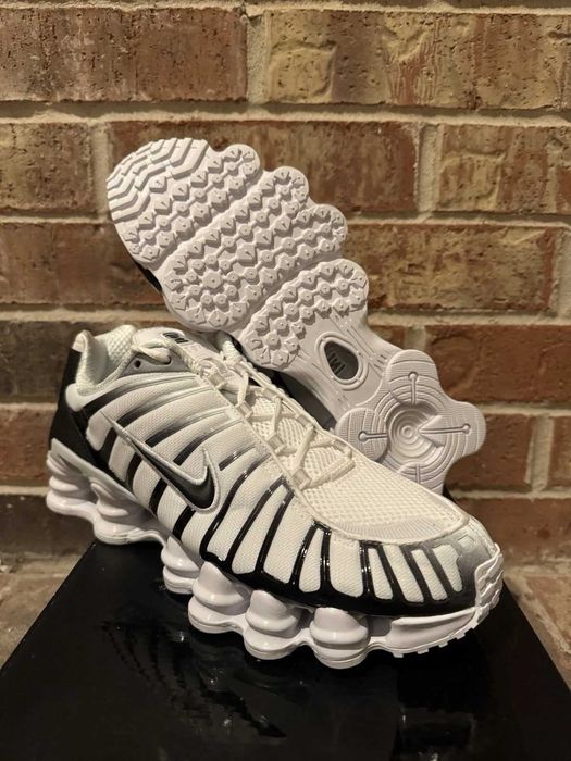 НОВИ! / NIKE / Shox TL / White Metallic