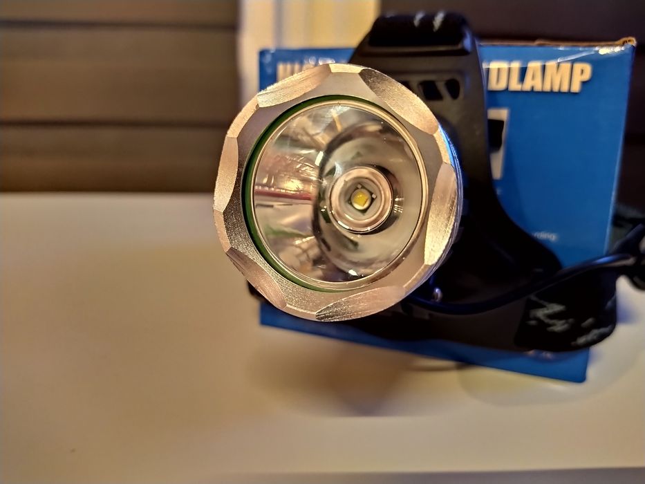 Lanterna frontala cu led XML T6 pescuit , camping , vanatoare