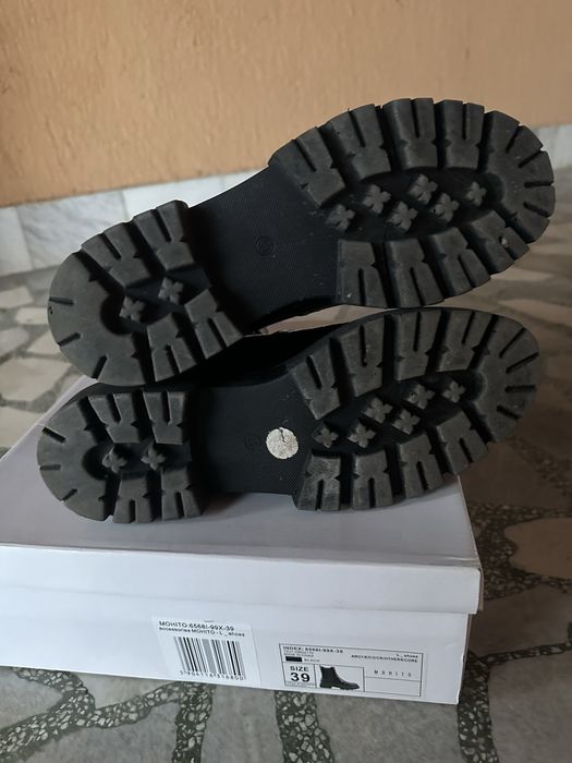 Боти на Mohito