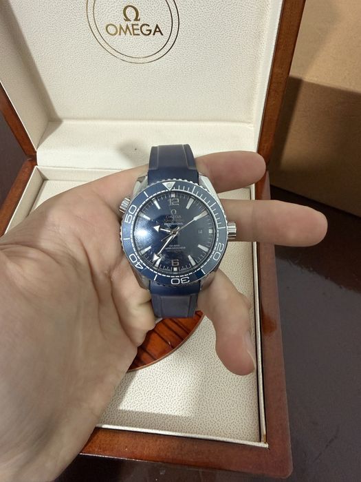 Часы omega seamaster