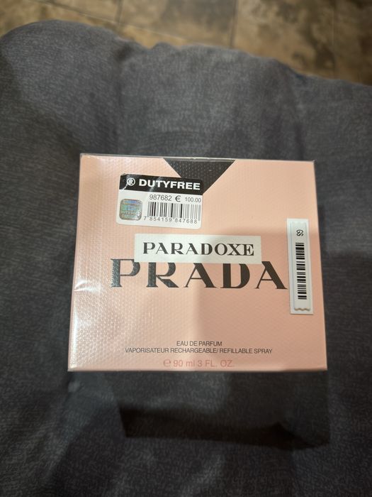 Prada Paradoxe sigilat