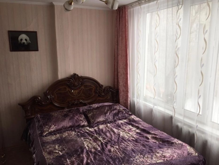 Продам спальный гарнитур
