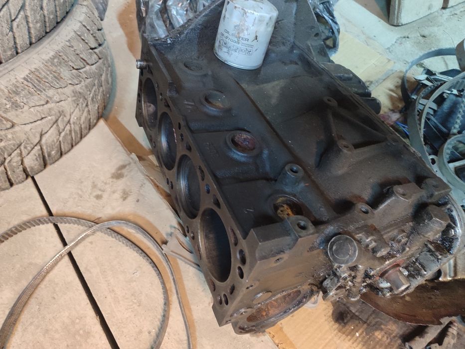 Блок 1.6 простой Опель Вектра А, Астра F-G