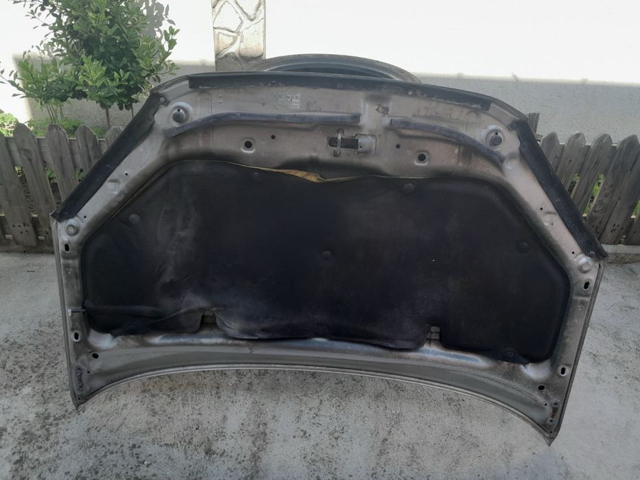 Преден капак за Toyota RAV-4 XA20 (2000-2005г.)