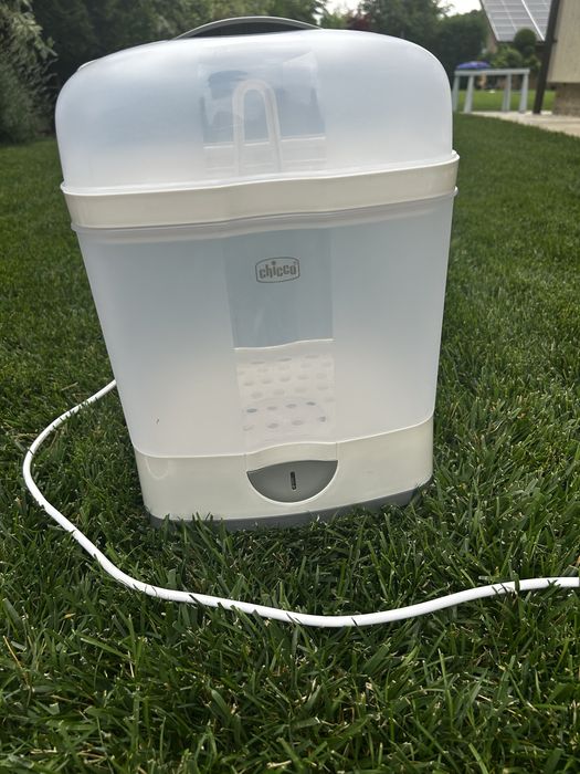 Sterilizator biberoane Chicco 2 in 1