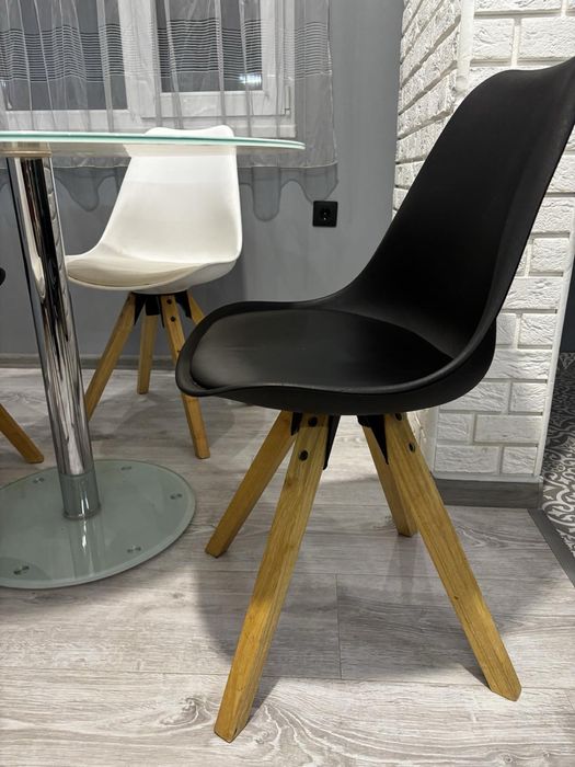 Кухненска маса със столове