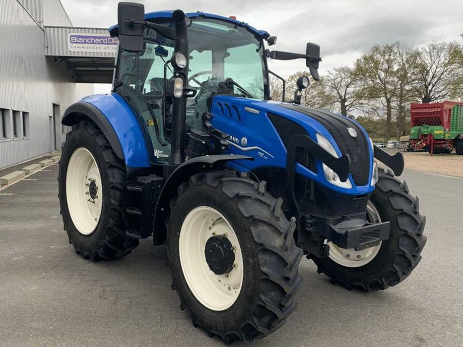 Колесный трактор  NEW HOLLAND T5.110 ELECTRO COMMAND
