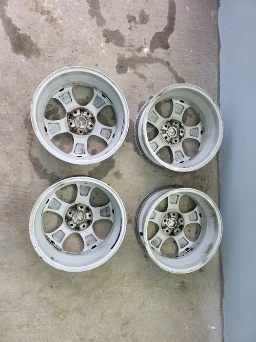 Jante MAZDA , 5x114.3 , DUSTER, MITSUBISHI HYUNDAI Nissan  Toyota etc